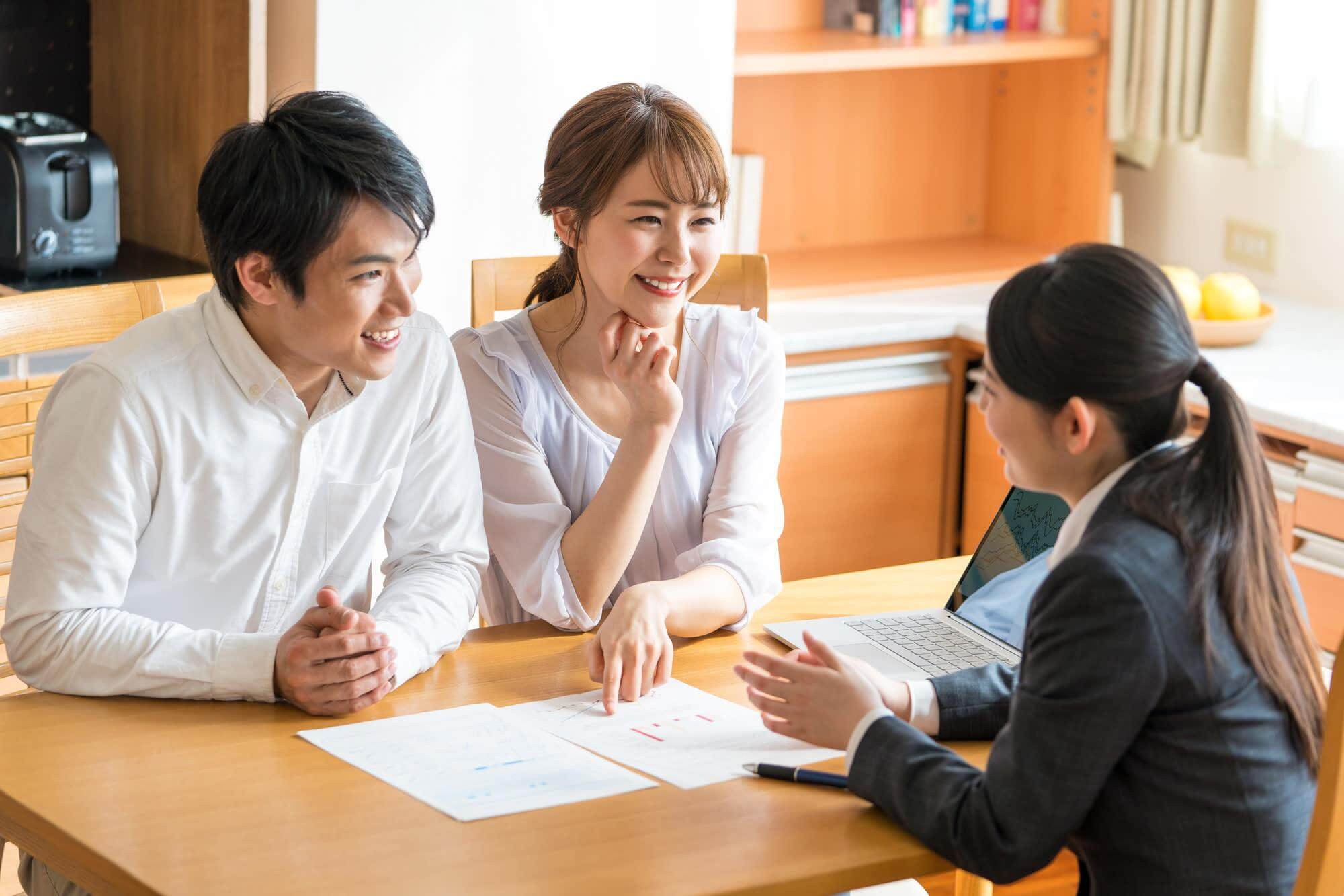 上越市の不動産仲介手数料の相談風景